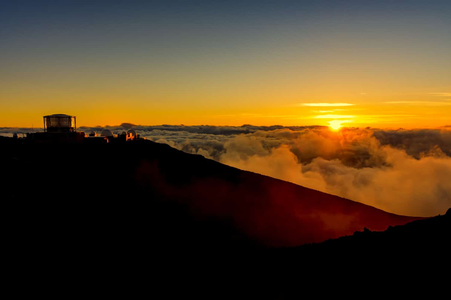 How to Catch a Haleakala Sunset - Volumes & Voyages